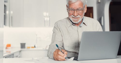 15 Amazing Remote Jobs for Baby Boomers (Retired or Not)