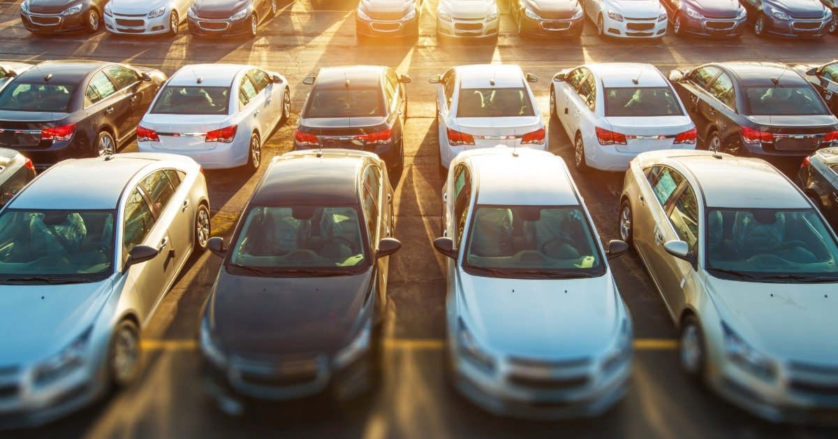 6 Smart Strategies to Save Money on Car Insurance