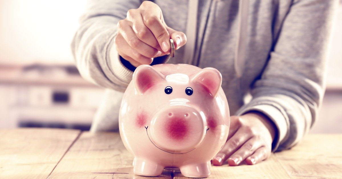 5 Times You Should Invest Your Money in a Savings Account