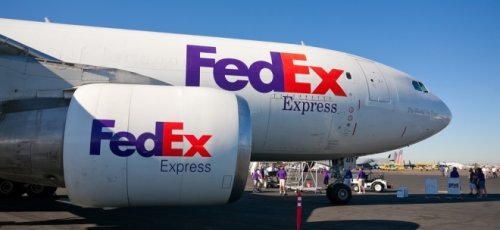 FedEx-Aktie mit kräftigen Gewinnen: FedEx steigert Quartalsgewinn bei geschrumpftem Umsatz