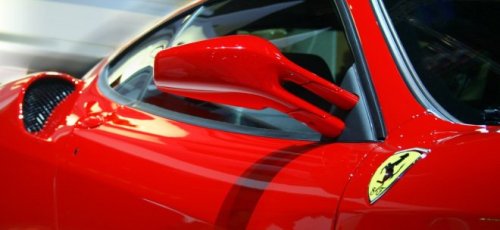 Ferrari-Aktie legt zu: Weiteres Umsatz- und Gewinnplus erwartet