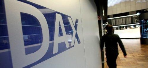 Vor Fed-Aussagen: DAX rettet 14.000-Punkte-Marke in den Feierabend