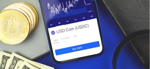 Elon Musk könnte den Dollar entmachten: Warum das Stablecoin-Gesetz eine hitzige Krypto-Debatte auslöst
