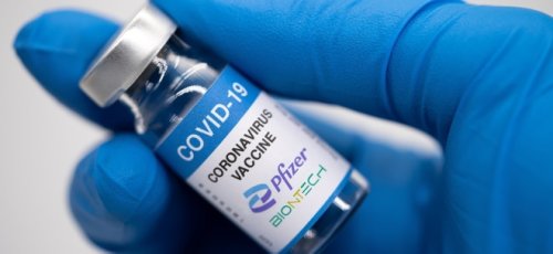 Aktien von Pfizer und BioNTech vorbörslich höher: Impfstoff-Zulassung für Kleinkinder geplant