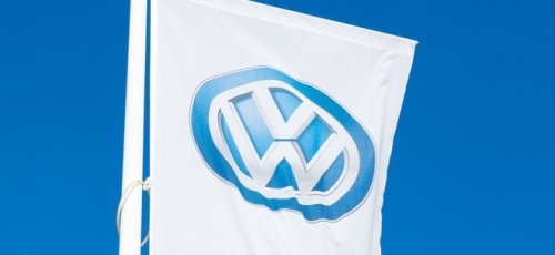 VW-Aktie leichter: MAN nimmt Batterieproduktion in Nürnberg auf - Scania erwirbt das Industrie-Batteriegeschäft von Northvolt