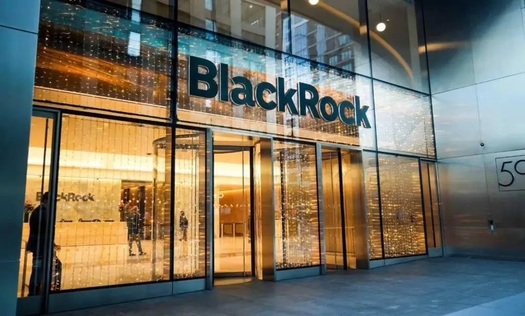 BlackRock bought almost $350 million of these cryptocurrencies in 5 days