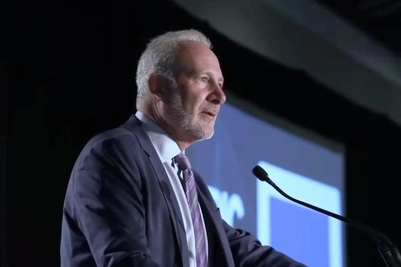 Peter Schiff says Michael Saylor is ‘running out of cash’