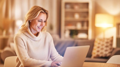 7 Evening Work From Home Jobs — No Degree or Experience Needed