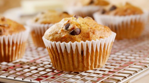 Fight Sugar Cravings With These Healthy, 5-Ingredient Peanut Butter Banana Muffins