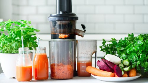 Your Electric Juicer Is Dirty — Here’s How To Properly Clean It So You Don’t Get Sick