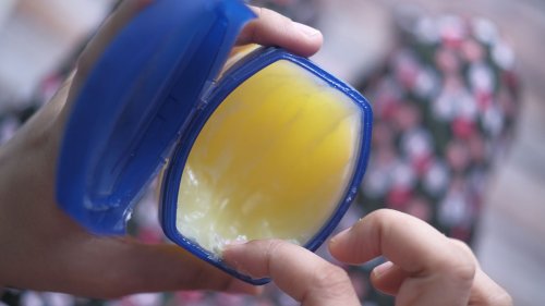 10 Brilliant Uses for Petroleum Jelly That May Surprise You