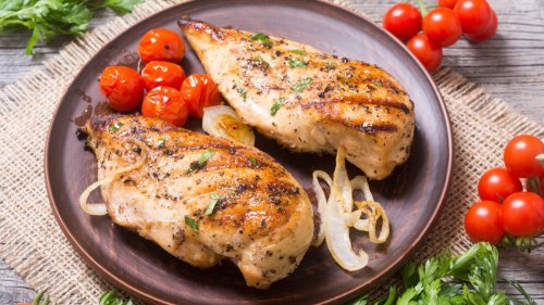 Tired of Dry Chicken Breast? These Are the 2 Best Ways To Keep It Moist