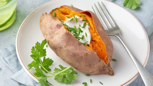 How to Cook Sweet Potatoes in the Microwave — Chef’s Trick for Perfect Results in 5 Minutes