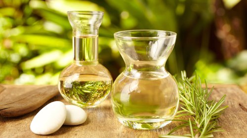DIY Recipe Using Rosemary and Oil Can Reverse Hair Thinning as Effectively as Rogaine — For Pennies!