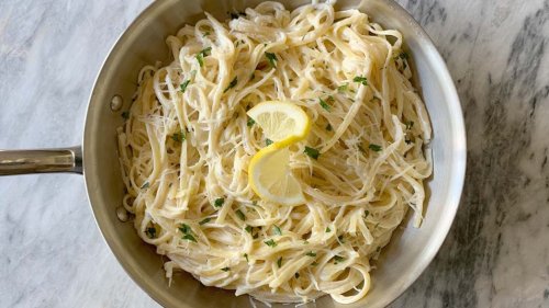 This 3-Ingredient "Lazy" Lemon Linguine Recipe Is Tangy, Saucy Pasta Perfection