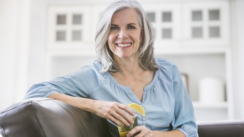 The 9 Best Foods That Fight Hot Flashes, According to MDs — No Medication Required
