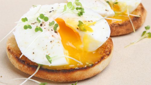 How to Make the Perfect Poached Egg in a Microwave — Ready in 1 Minute