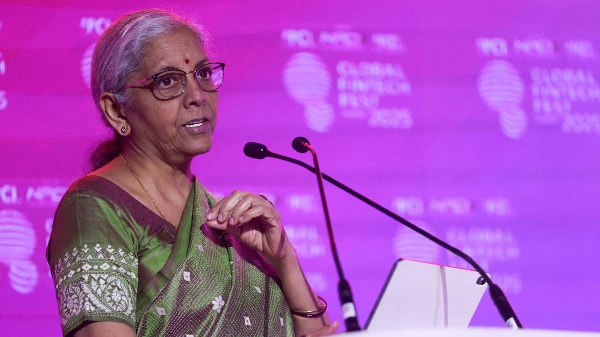 India seeks diaspora dollars to strengthen forex reserves amid rupee weakness: Report
