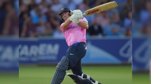 AB de Villiers slams 43-ball 88 on T20 Blast debut to lead Middlesex to comfortable win over Essex