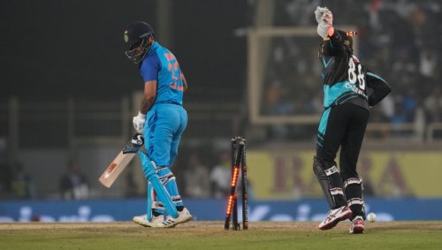 IND vs NZ: All-round New Zealand win Ranchi T20I by 21 runs