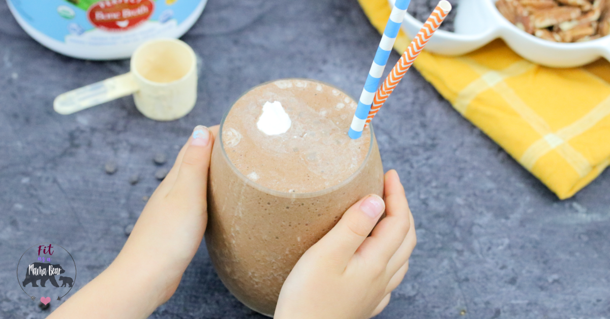 Creamy Gut Healing Chocolate Smoothie (Paleo, Whole30)