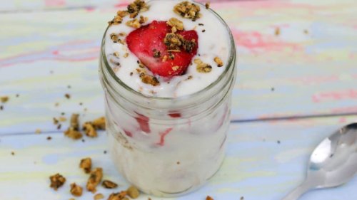 10 Late-Night Snacks That Won’t Ruin Sleep or Your Diet
