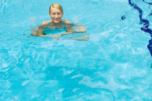 Häufige Fehler beim Brustschwimmen und Kraulen