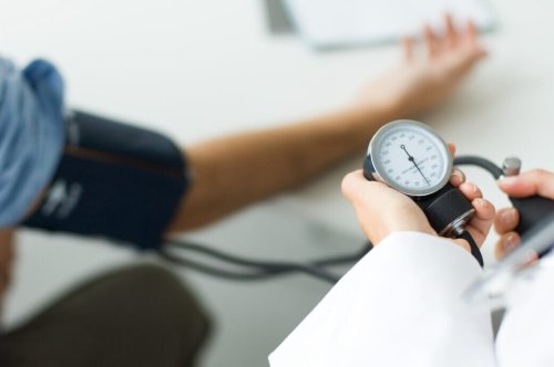 Studie legt nahe, dass viele den Blutdruck „falsch“ messen