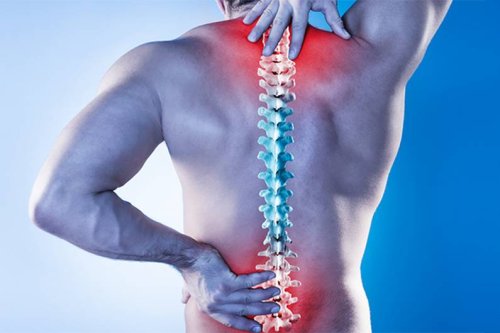 Rückenschmerzen vorbeugen: Fitnesskind: Präventionskurs buchen und bis zu 100 Prozent der Kosten sparen - FIT FOR FUN