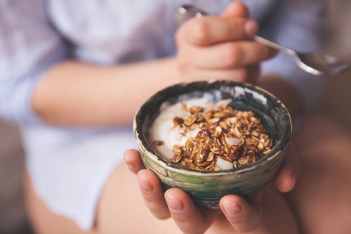 Hartnäckiges Bauchfett: Fünf Lebensmittel verhindern das Abnehmen am Bauch - FIT FOR FUN