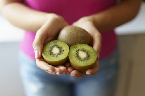 Leckeres Superfood: Das passiert, wenn du täglich Kiwi isst - FIT FOR FUN