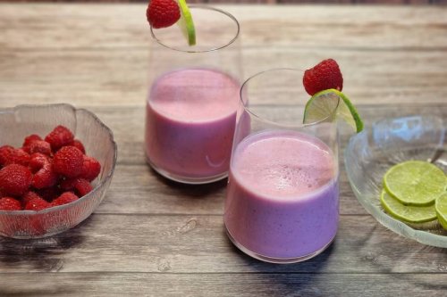 Himbeer-Smoothie mit Limettensaft Rezept - FIT FOR FUN
