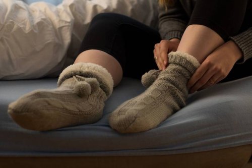 Wenn Gefäßwände verkalken Ständig kalte Füße? So erkennst du echte Gefäßprobleme