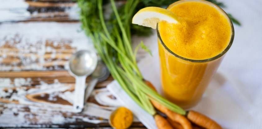 Everything in This Turmeric Smoothie Is Good For Your Body