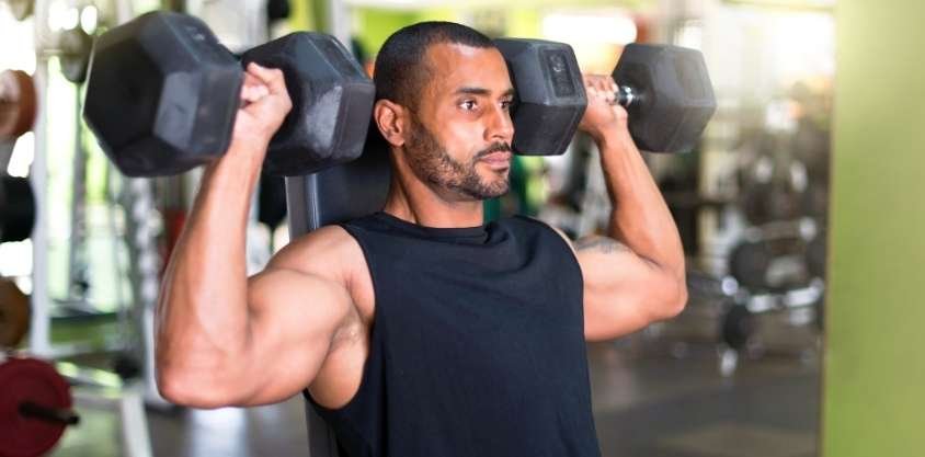 Build Bigger, Stronger, and Broader Shoulder With This 20-Min Upper Body Workout