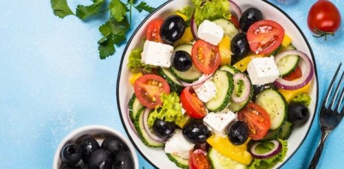This Homemade Greek Salad Recipe Is a Must-Try This Summer