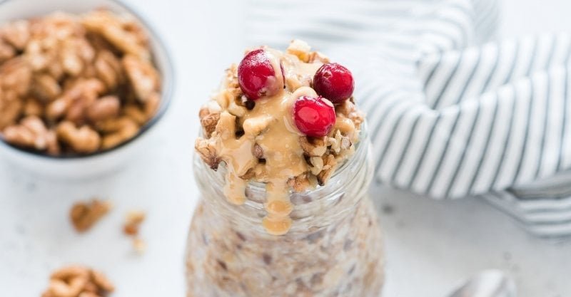 This Delicious and Creamy Peanut Butter Overnight Oats Is Sure To Please