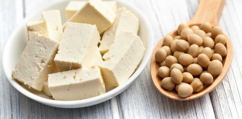 The Best High Protein Foods for Weight Loss and Muscle Gain, Say Dietitians