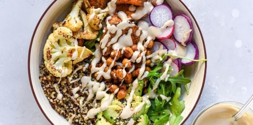 This Mediterranean Chickpea Quinoa Bowl Is Packed With Protein and Fiber