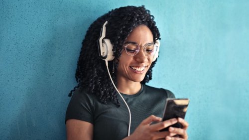 Podcasts: All the latest about audio shows and services
