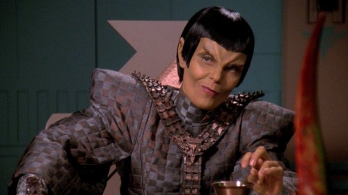 Star Trek: The Next Generation's Romulan Redesign Started A Series-Long Feud
