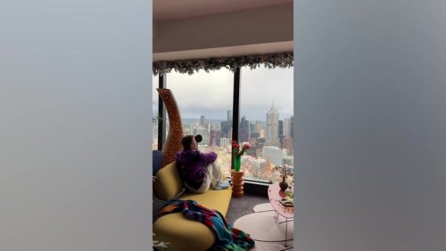 Influencers reveal what it’s like to live in high-rise building when it’s windy