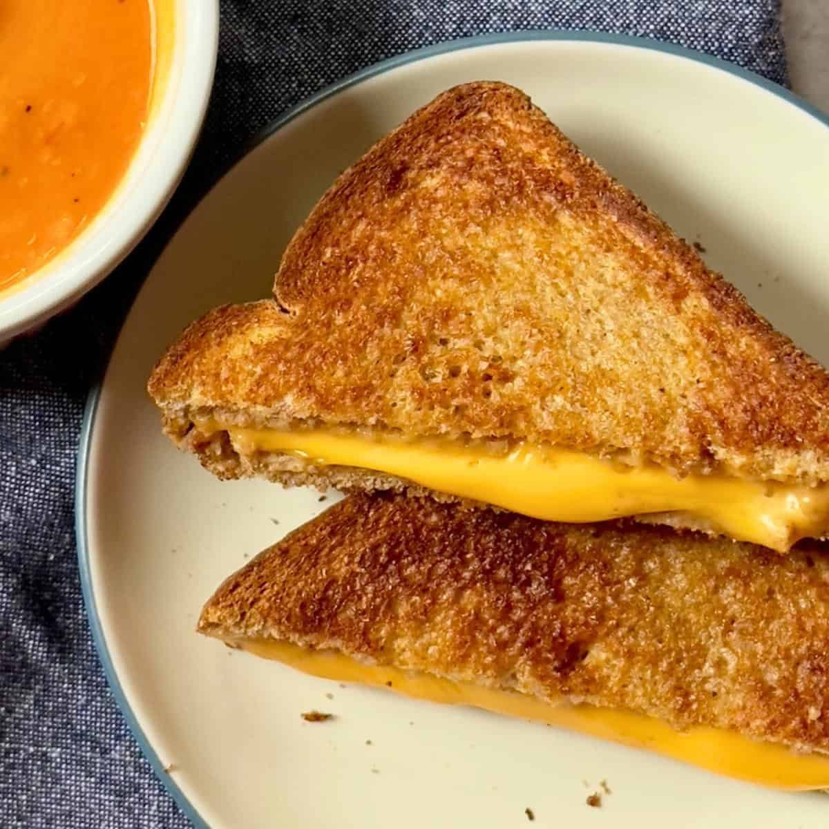 Crispy and Delicious: 10 Air Fryer Recipes That Will Revolutionize Your Cooking