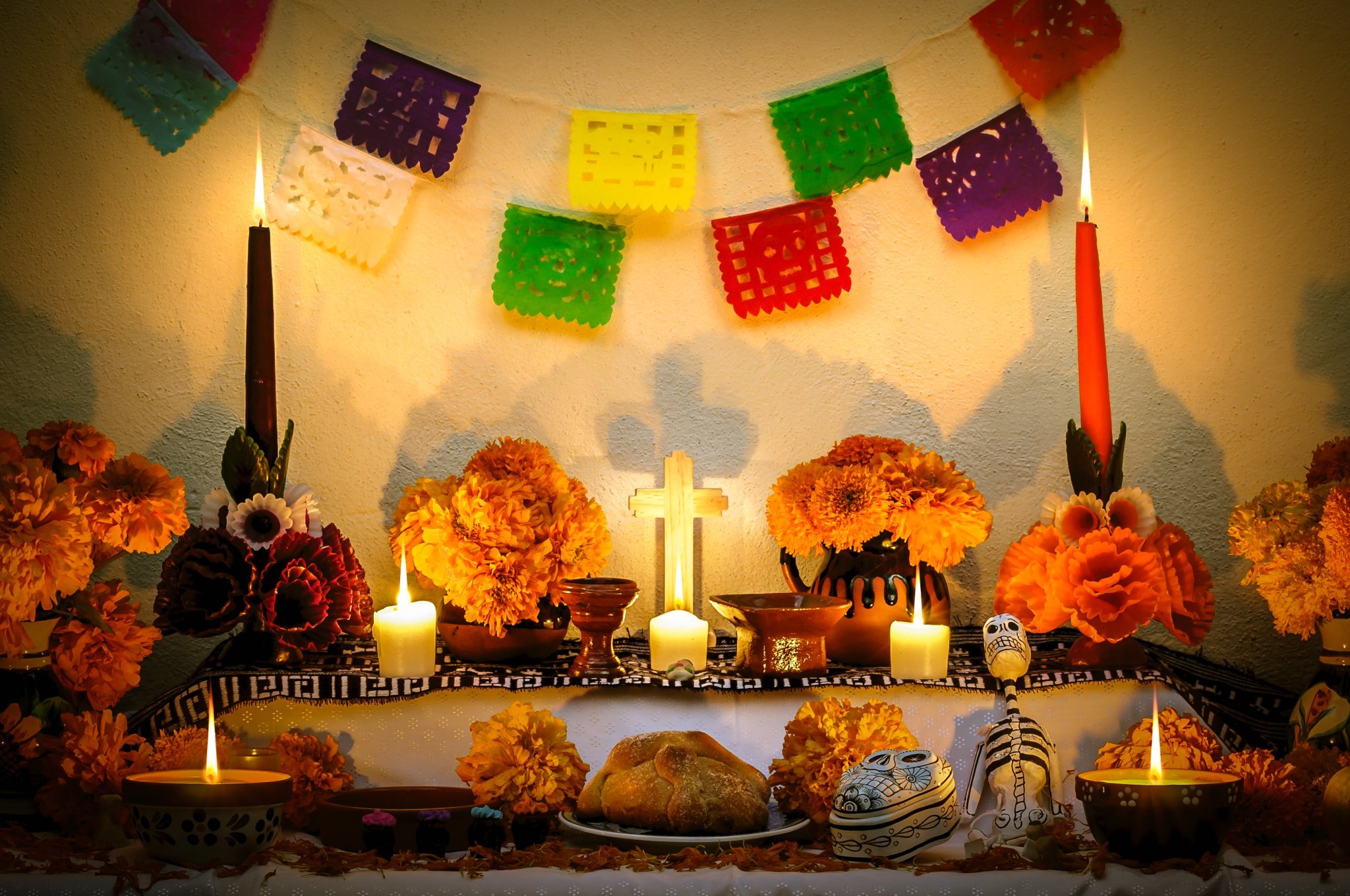 Decorate for Dia de los Muertos with These Shops from Mexico