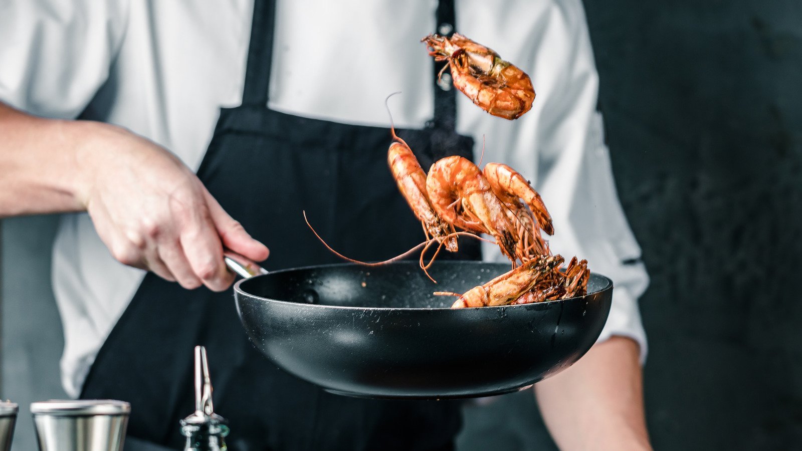 Major Restaurant Red Flags That Should Send You Running Out The Door
