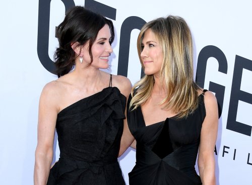Courteney Cox admits to looking 'really strange' after cosmetic surgery 