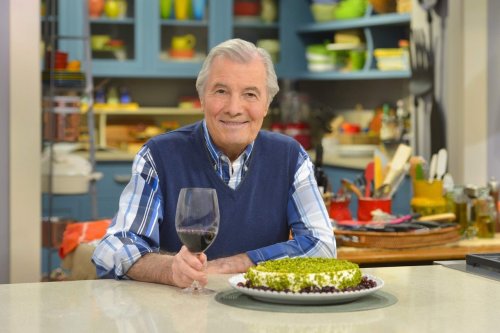 Jacques Pépin’s carrot crepes go with everything—from leftovers to Sunday brunch