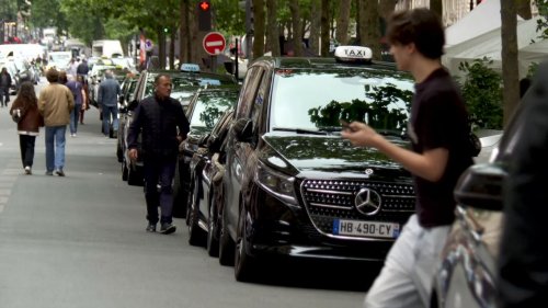 France: Taxi drivers in Paris rally against medical transport rule change