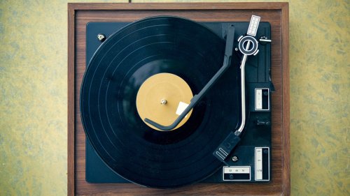 What Music Lovers Need To Know Before Getting Into Vinyl