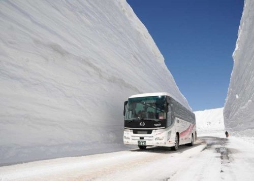 Nagano's Incredible Alpine Snow Corridor